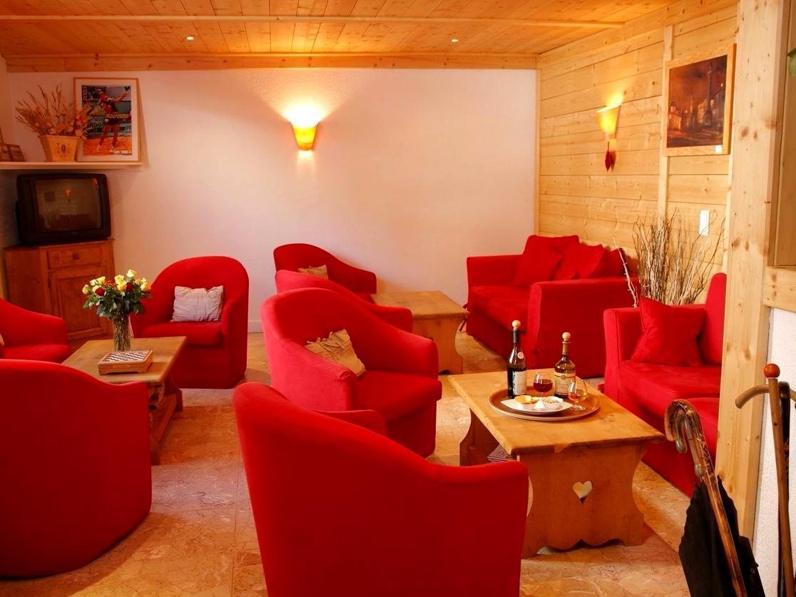 Hotel Logis Les Arobiers Lamoura Exterior foto